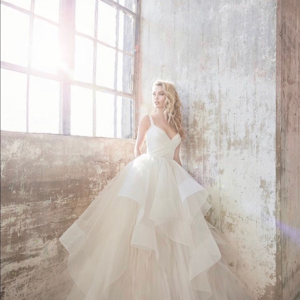 NEW Haley Paige Bowie Gown